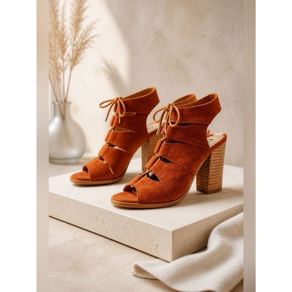 BROWN SUEDE SANDALS SIZE 7.5